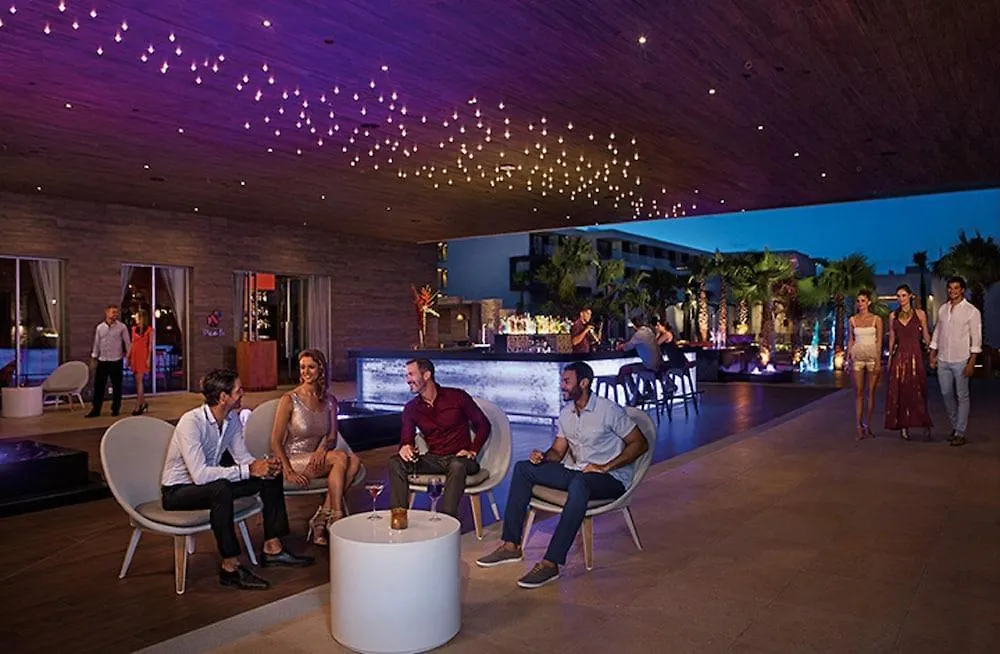 酒店 Breathless Riviera Cancun - Adults Only 莫雷洛斯港