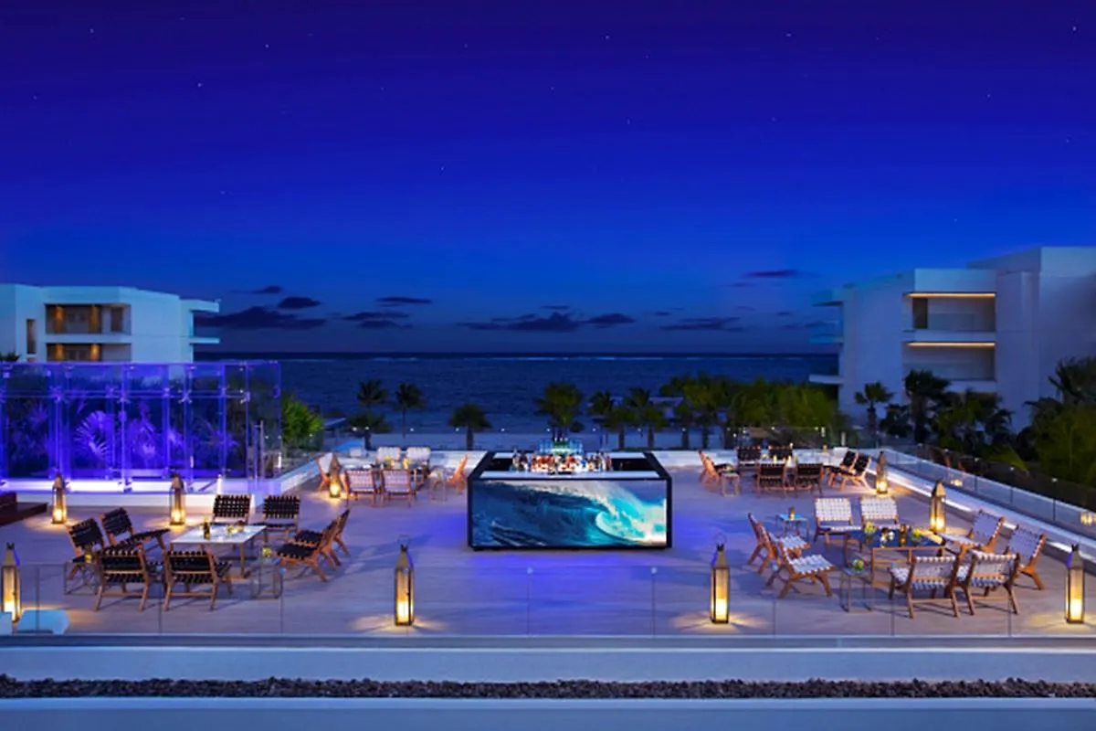 酒店 Breathless Riviera Cancun - Adults Only 莫雷洛斯港