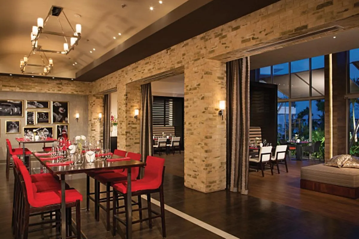 Breathless Riviera Cancun - Adults Only 莫雷洛斯港 酒店