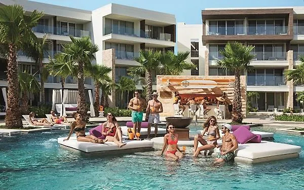 Breathless Riviera Cancun - Adults Only 莫雷洛斯港 酒店