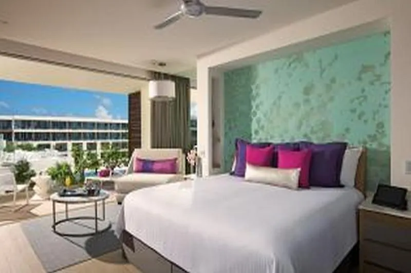 酒店 Breathless Riviera Cancun - Adults Only 莫雷洛斯港