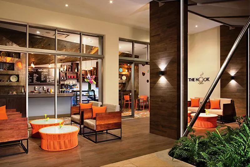 Breathless Riviera Cancun - Adults Only 莫雷洛斯港 酒店