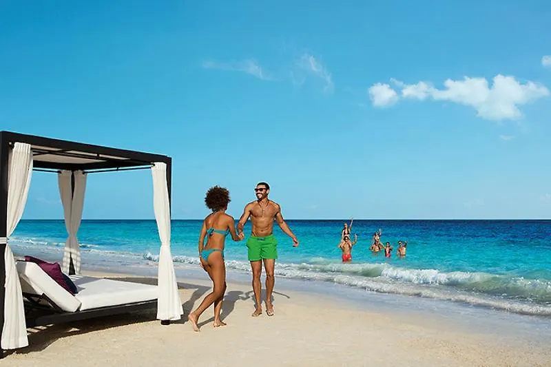 Breathless Riviera Cancun - Adults Only 莫雷洛斯港